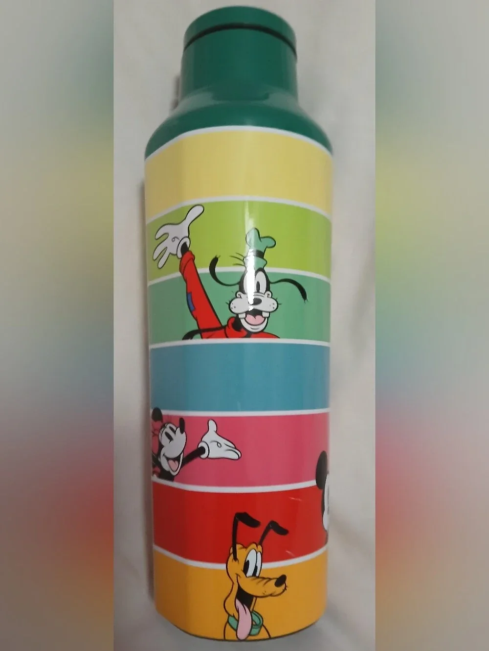 2024 Disney Parks Exclusive Mickey Mouse & Friends 20oz Corkcicle Canteen